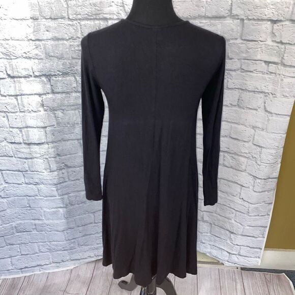 Old navy scoopneck Longsleeve fit and flare dress black sz XS women - Picture 8 of 8